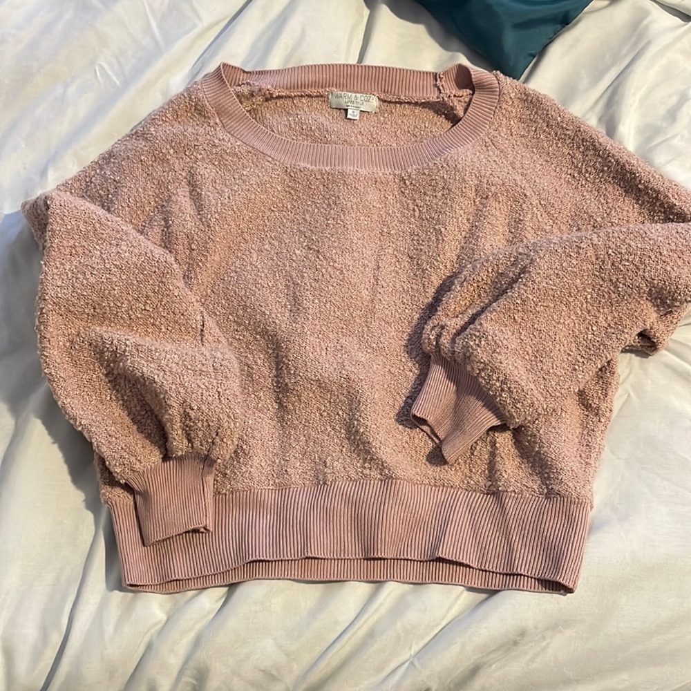 Warm & Cozy Lifestyle Pink “fuzzy” sweater Size Small